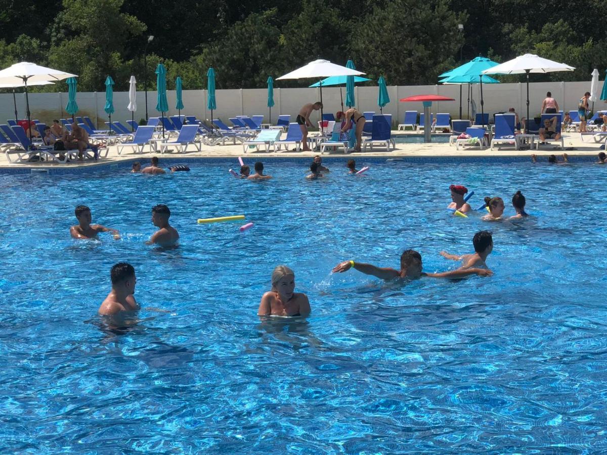 Hotel Andy Km 36 Βουκουρέστι Εξωτερικό φωτογραφία
