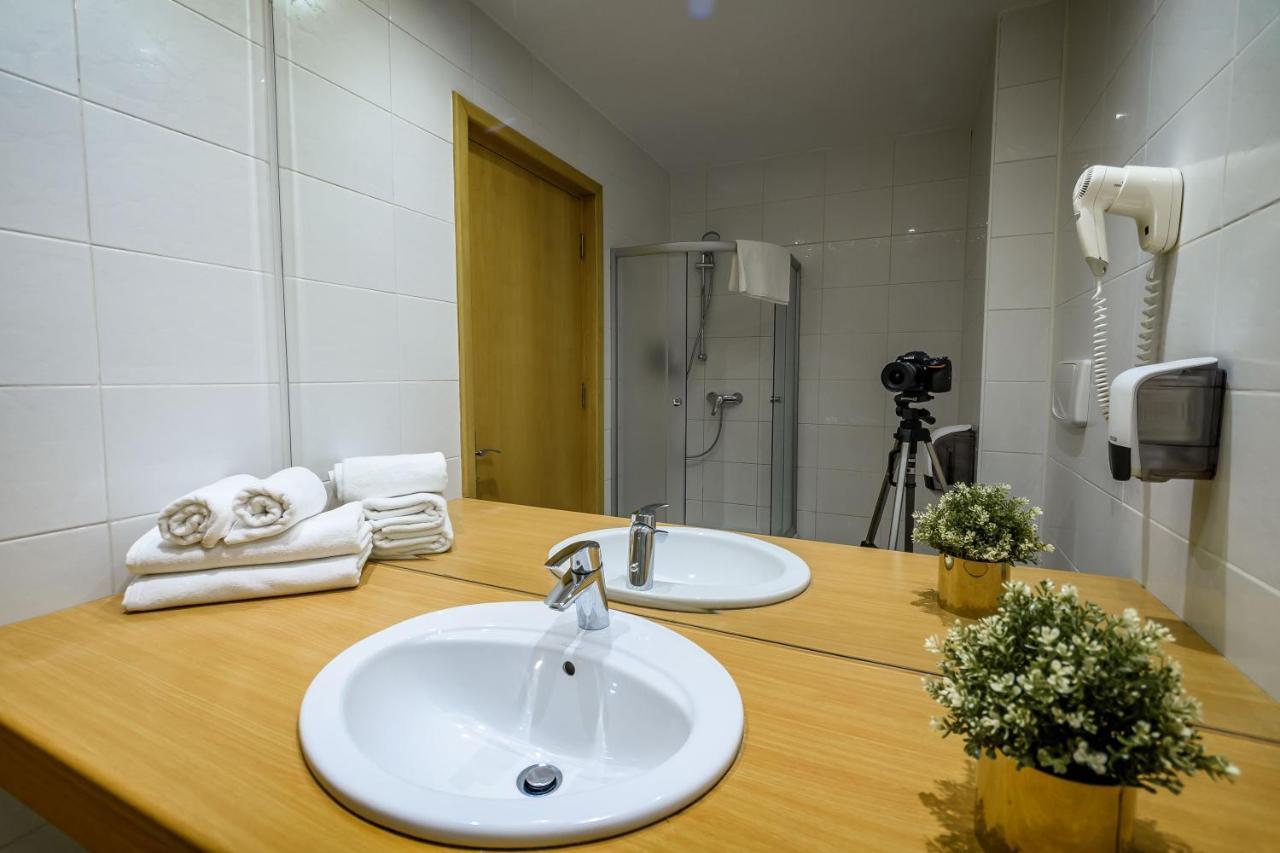 Hotel Andy Km 36 Βουκουρέστι Εξωτερικό φωτογραφία